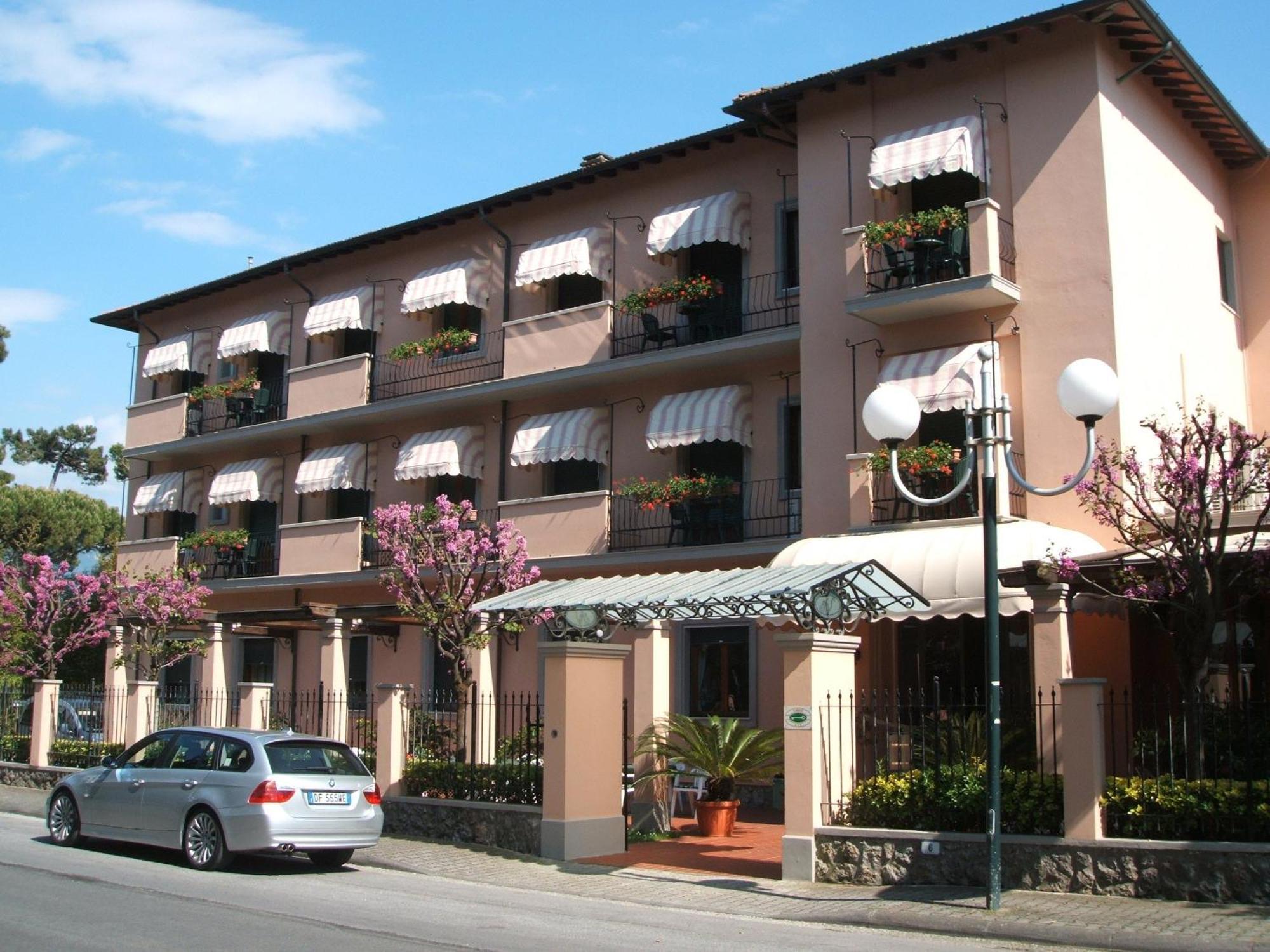 Hotel Astor Victoria Forte dei Marmi Kültér fotó