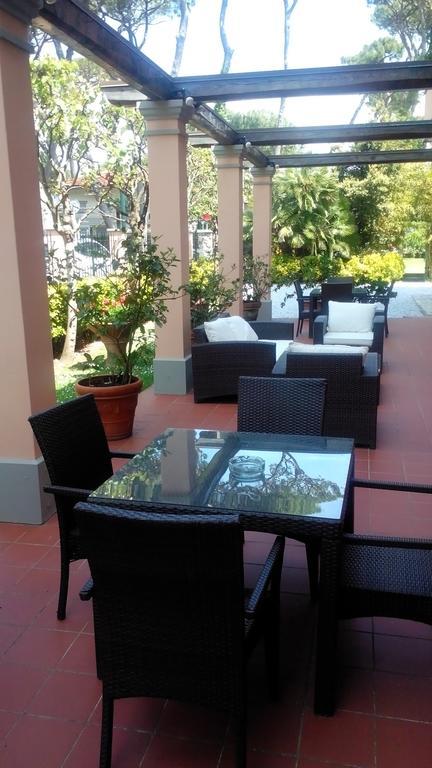 Hotel Astor Victoria Forte dei Marmi Kültér fotó