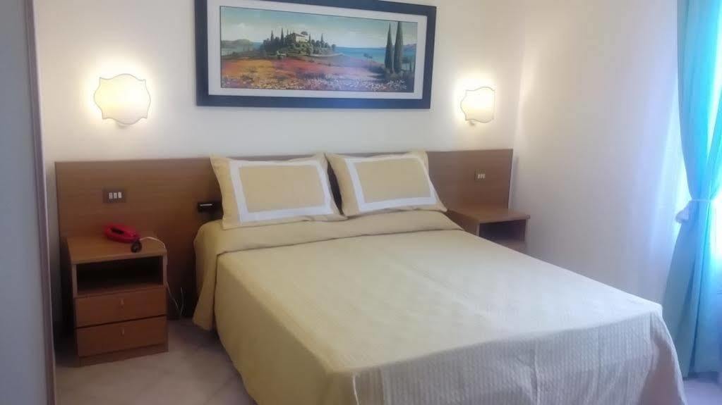 Hotel Astor Victoria Forte dei Marmi Kültér fotó