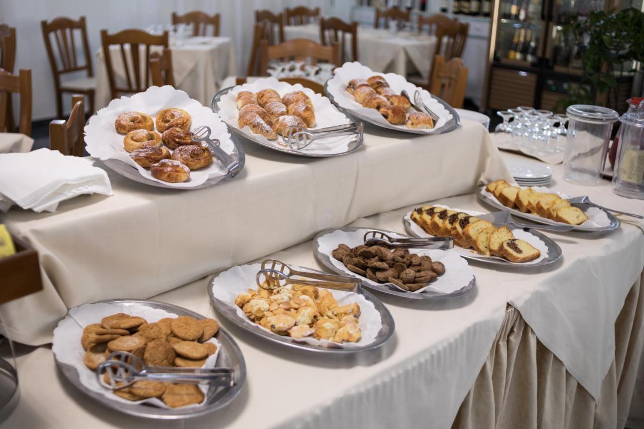 Hotel Astor Victoria Forte dei Marmi Kültér fotó