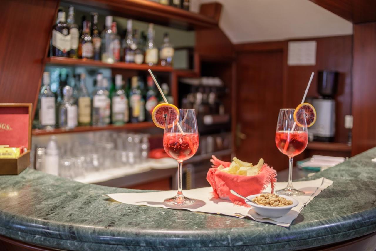 Hotel Astor Victoria Forte dei Marmi Kültér fotó